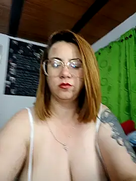 Snapshot of Venenodulce chatting on October 12, 2025, 3:30 am Venenodulce online show from October 12, 2025, 3:30 am