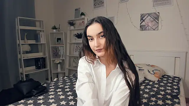 EmmaBuffley online show from October 31, 2025, 8:22 am