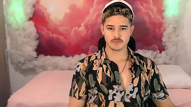 Snapshot of AlexPiersss chatting on October 6, 2025, 7:03 pm AlexPiersss online show from October 6, 2025, 7:03 pm