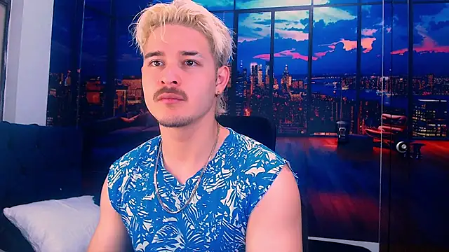 Snapshot of AlexPiersss chatting on October 28, 2025, 7:02 pm AlexPiersss online show from October 28, 2025, 7:02 pm