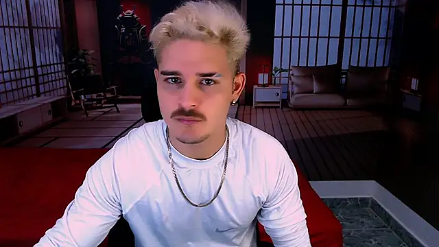 Snapshot of AlexPiersss chatting on October 24, 2025, 7:13 pm AlexPiersss online show from October 24, 2025, 7:13 pm