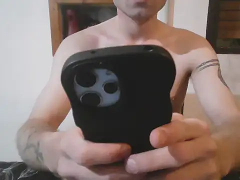 gringo2530 online show from November 2, 2025, 11:54 pm