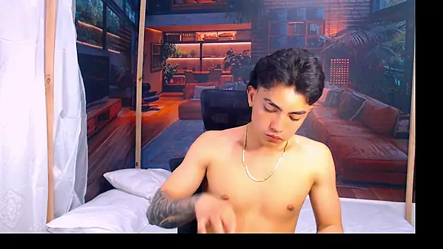 RomeoMillerr online show from October 23, 2025, 7:01 pm