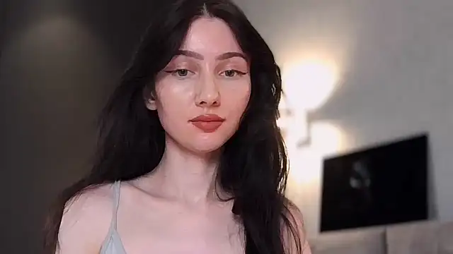 AnaMoonlight online show from November 4, 2025, 7:28 pm