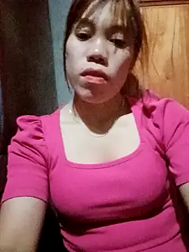 Snapshot of nhinhi-sexy chatting on November 6, 2025, 1:15 pm nhinhi-sexy online show from November 6, 2025, 1:15 pm