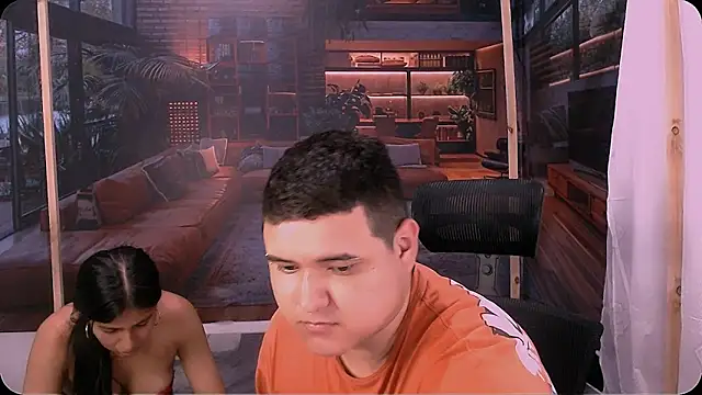 Charly and laura online show from October 27, 2025, 7:04 pm