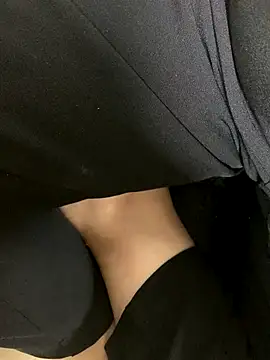 Snapshot of Lydia-a chatting on October 31, 2025, 7:16 am Lydia-a online show from October 31, 2025, 7:16 am