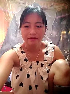 Snapshot of buddy-sexy chatting on October 29, 2025, 12:42 am buddy-sexy online show from October 29, 2025, 12:42 am