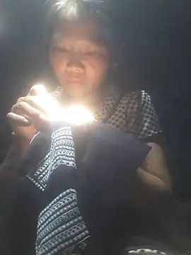 Snapshot of bree-zz chatting on October 7, 2025, 4:13 am bree-zz online show from October 7, 2025, 4:13 am