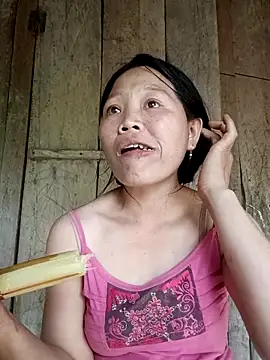 bree-zz online show from March 24, 2026, 4:56 am