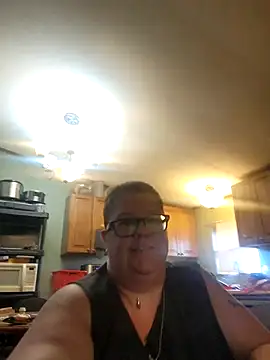 violentviolet68 online show from April 29, 2026, 4:55 pm