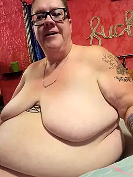 violentviolet68 online show from April 22, 2026, 10:38 pm