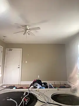 sexybriiiixoxo online show from April 18, 2026, 9:48 pm