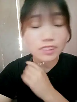 min-xinh online show from February 26, 2026, 6:35 am