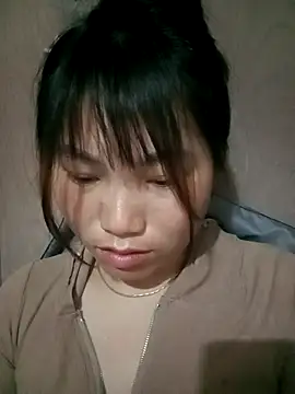 min-xinh online show from March 16, 2026, 9:50 pm