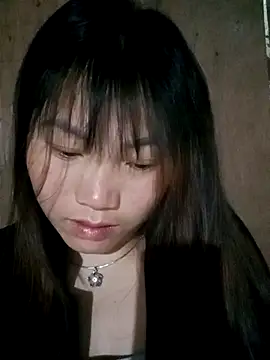 min-xinh online show from March 23, 2026, 9:47 pm