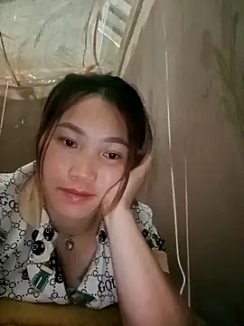 min-xinh online show from November 11, 2025, 8:53 am