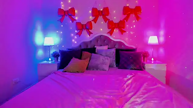 CamillaDreamer online show from March 12, 2026, 7:51 pm