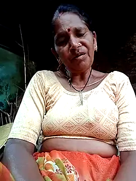 Snapshot of Rs_sonam chatting on October 7, 2025, 11:22 am Rs sonam online show from October 7, 2025, 11:22 am