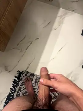 ilczz22 online show from November 4, 2025, 5:28 pm