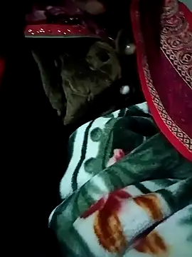 Snapshot of Lona2525 chatting on January 8, 2026, 7:53 pm Lona2525 online show from January 8, 2026, 7:53 pm