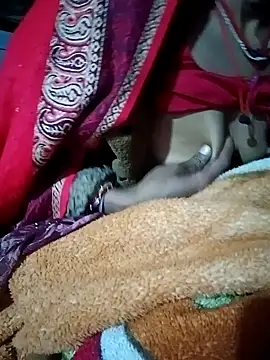 Snapshot of Lona2525 chatting on December 22, 2025, 6:41 pm Lona2525 online show from December 22, 2025, 6:41 pm