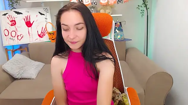 Emilly  Grey online show from October 18, 2025, 5:42 am