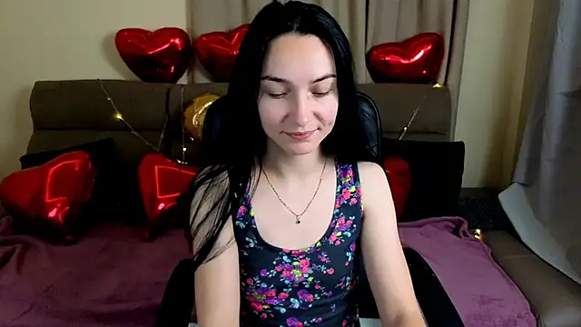 Emilly  Grey online show from February 12, 2026, 7:35 pm