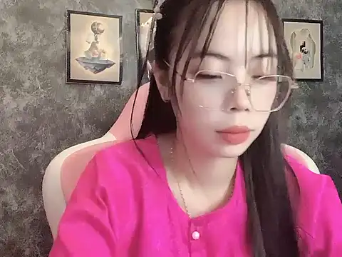 Snapshot of Ellie039 chatting on October 16, 2025, 7:05 am Ellie039 online show from October 16, 2025, 7:05 am