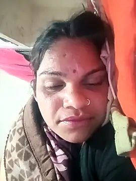 Snapshot of SHMA-77 chatting on February 8, 2026, 7:11 pm SHMA-77 online show from February 8, 2026, 7:11 pm