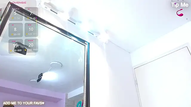 Snapshot of MelissaSam_ chatting on November 7, 2025, 1:26 pm MelissaSam online show from November 7, 2025, 1:26 pm