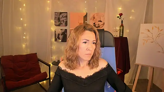 DonnaSmitth online show from October 14, 2025, 3:23 pm