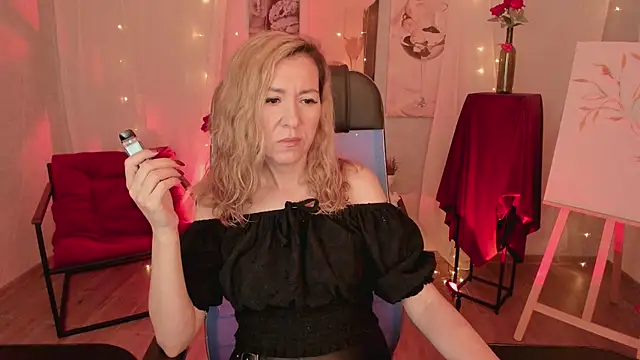 DonnaSmitth online show from March 23, 2026, 6:52 pm