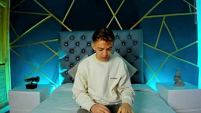 Snapshot of Lian_Miller1_ chatting on October 11, 2025, 12:06 pm Lian Miller1 online show from October 11, 2025, 12:06 pm