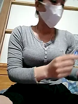 LenaCii online show from November 13, 2025, 6:23 pm