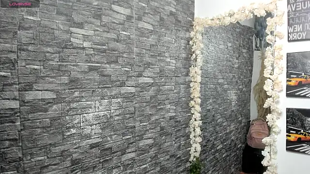 Snapshot of valery__star chatting on October 9, 2025, 1:44 pm valery star online show from October 9, 2025, 1:44 pm