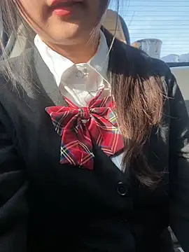 tiantian-26 online show from November 16, 2025, 7:13 am