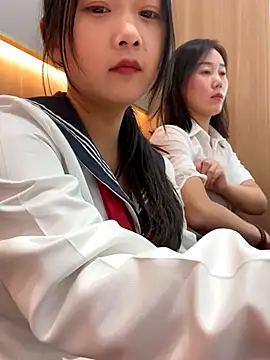 tiantian-26 online show from October 23, 2025, 4:44 am