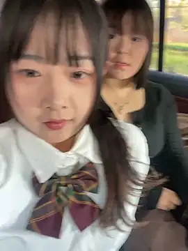 tiantian-26 online show from November 12, 2025, 1:43 am