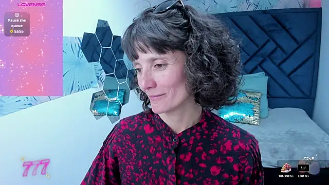 Valery More   online show from April 11, 2026, 3:16 pm