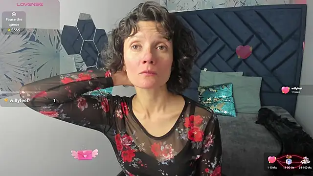 Valery More   online show from February 11, 2026, 2:06 pm