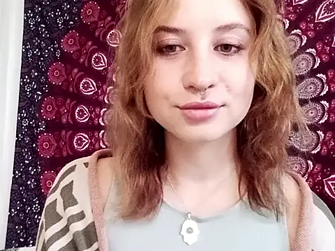 Snapshot of AdalynKiss chatting on October 2, 2025, 6:17 am AdalynKiss online show from October 2, 2025, 6:17 am