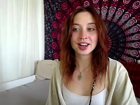 Snapshot of AdalynKiss chatting on May 27, 2026, 1:29 pm AdalynKiss online show from May 27, 2026, 1:29 pm