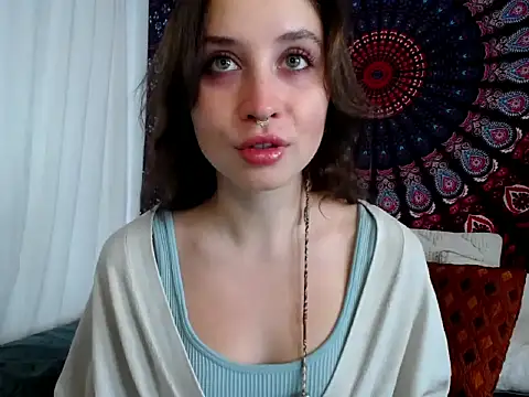 Snapshot of AdalynKiss chatting on November 14, 2025, 1:15 pm AdalynKiss online show from November 14, 2025, 1:15 pm