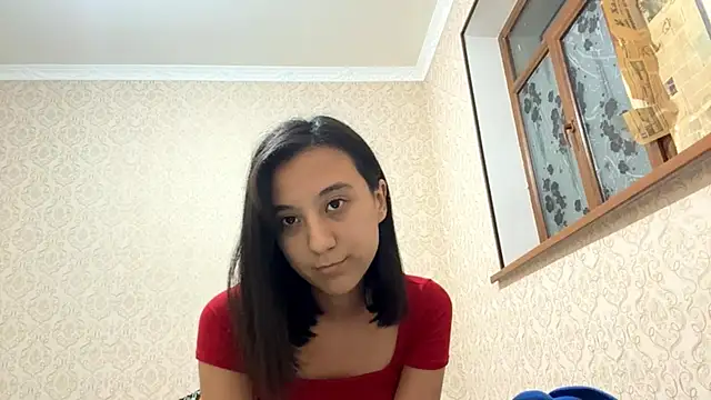 Snapshot of AdrienLanson chatting on October 27, 2025, 4:08 pm AdrienLanson online show from October 27, 2025, 4:08 pm