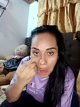 Snapshot of QueenBDSM chatting on October 27, 2025, 1:06 am QueenBDSM online show from October 27, 2025, 1:06 am