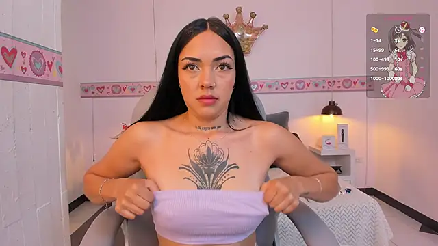 Snapshot of AndreaG_ chatting on October 19, 2025, 3:53 am AndreaG online show from October 19, 2025, 3:53 am