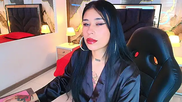 Snapshot of SusanVilla chatting on July 17, 2026, 8:06 pm SusanVilla online show from July 17, 2026, 8:06 pm