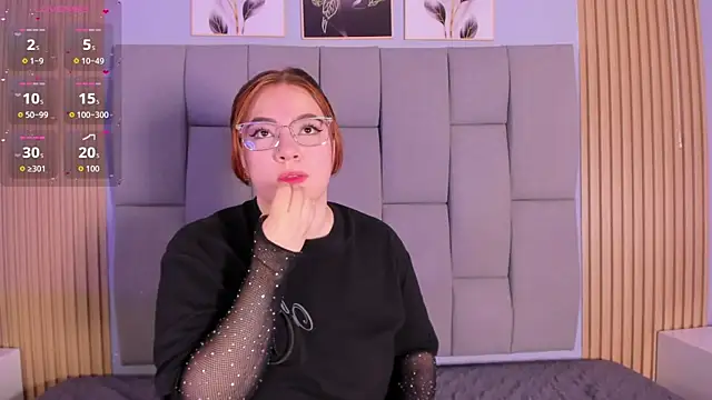 Kandyfrees  online show from January 8, 2026, 11:27 am