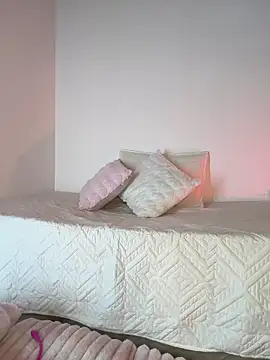 In-Ur-dreams online show from November 21, 2025, 4:28 pm